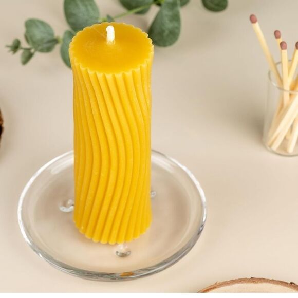 NIB New Hive Joy 100% Organic Honey Beeswax Twisted Pillar Candle Natural Clean - Picture 4 of 12